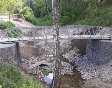 Устои моста из габионов